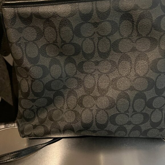 F58297 Coach Signature File Crossbody style handbag - Picture 2 of 6